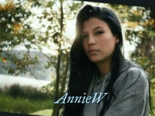 AnnieW