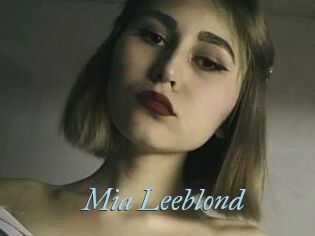 Mia_Leeblond
