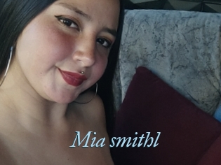 Mia_smithl