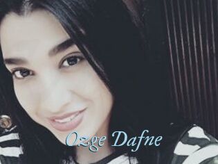 Ozge_Dafne