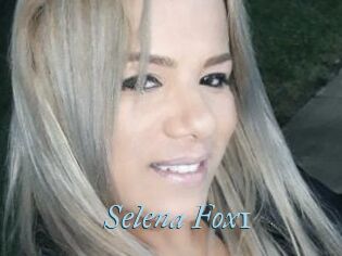 Selena_Fox1