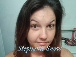 Stephanie_Snow