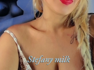 Stefany_milk